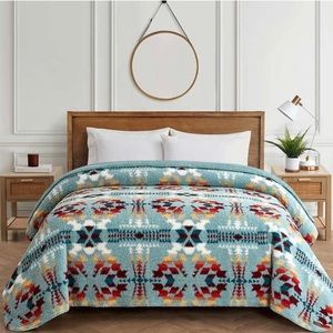 Queen size Pendleton Legend Lake Aqua Sherpa Fleece Blanket